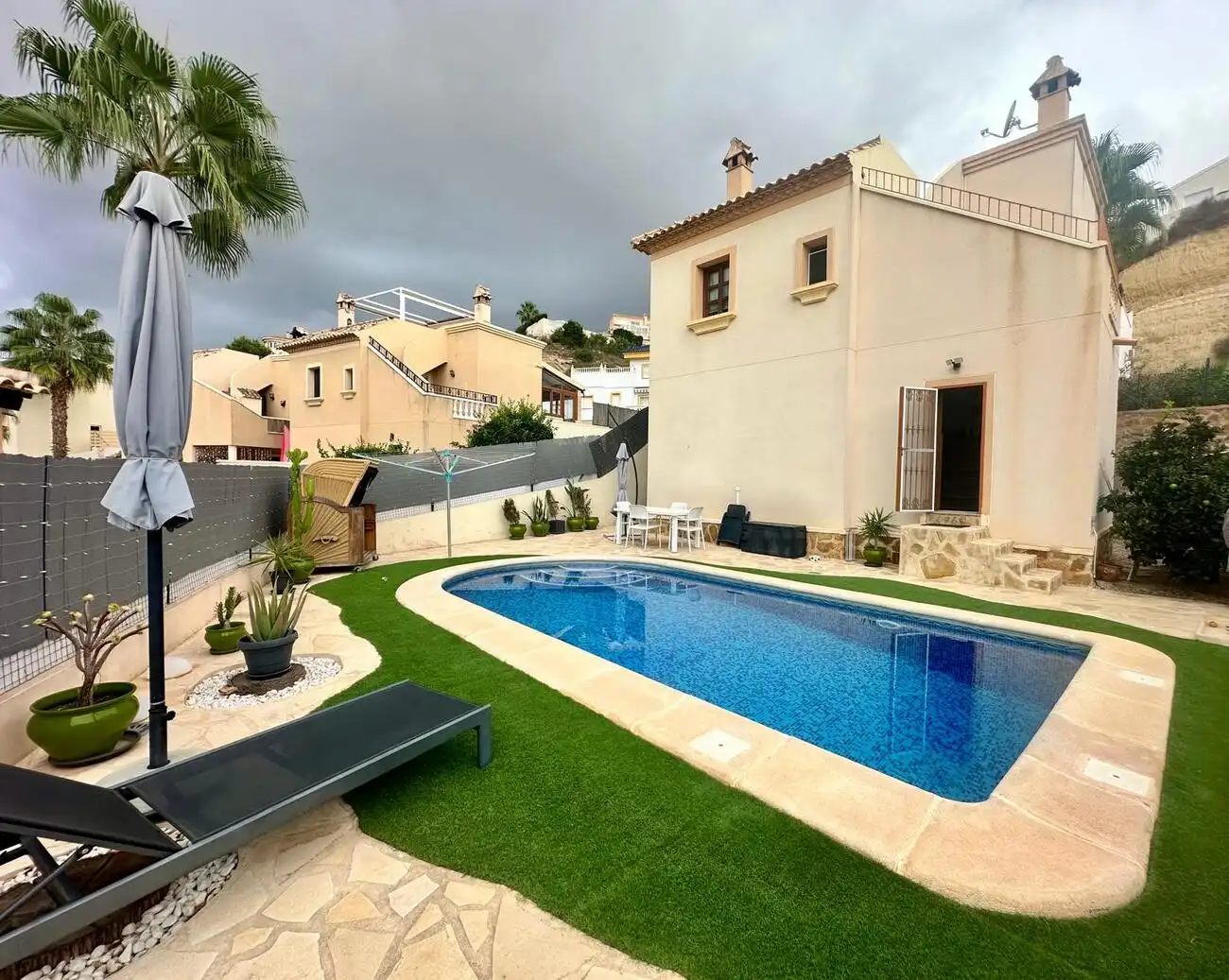 Haus mit Pool zum Verkauf in Benijófar