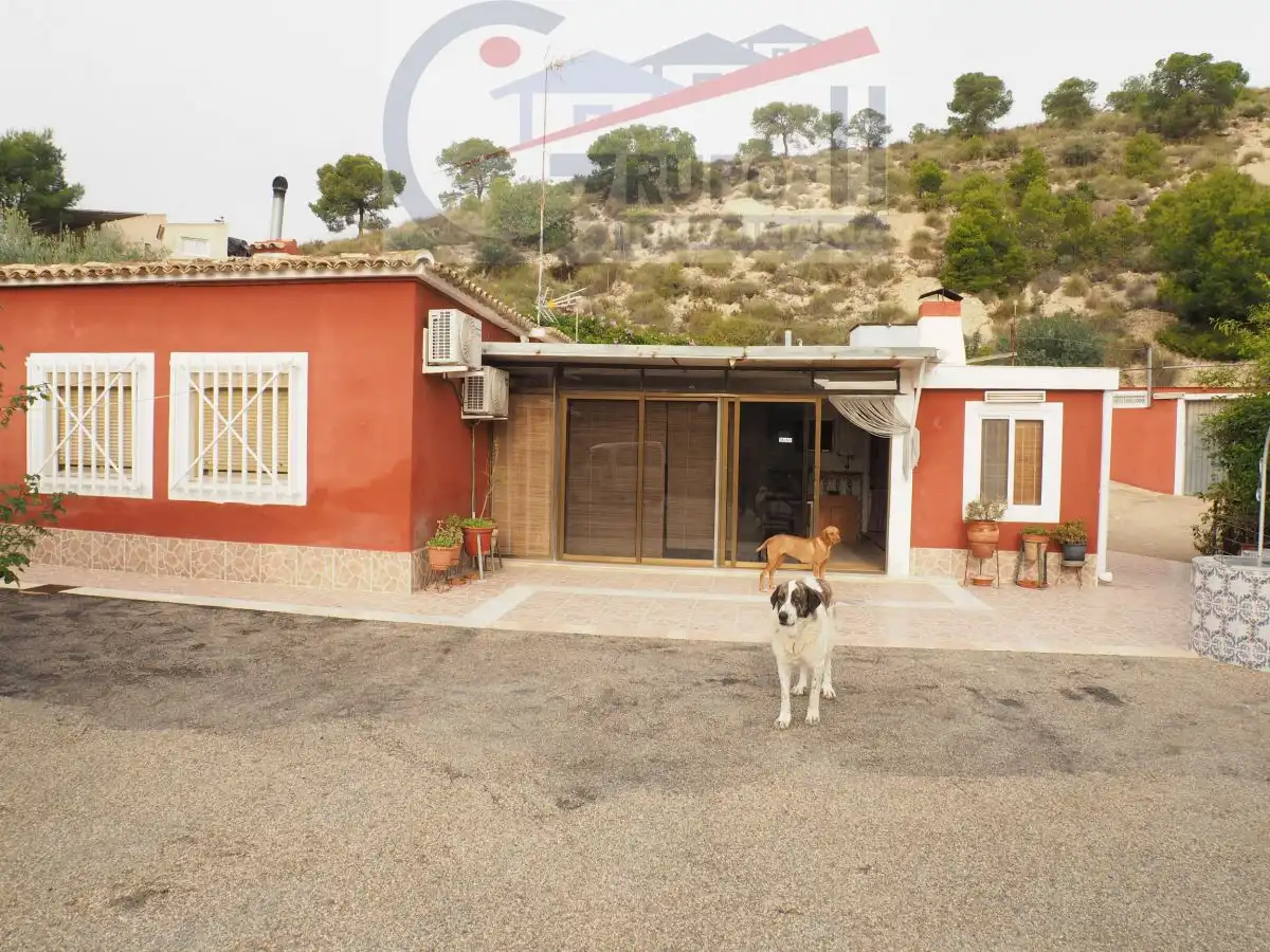 Vista exterior de Casa o chalet en venta en Villajoyosa / La Vila Joiosa con Trastero