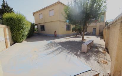 Jardí de Casa adosada en venda en Churriana de la Vega amb Terrassa i Piscina