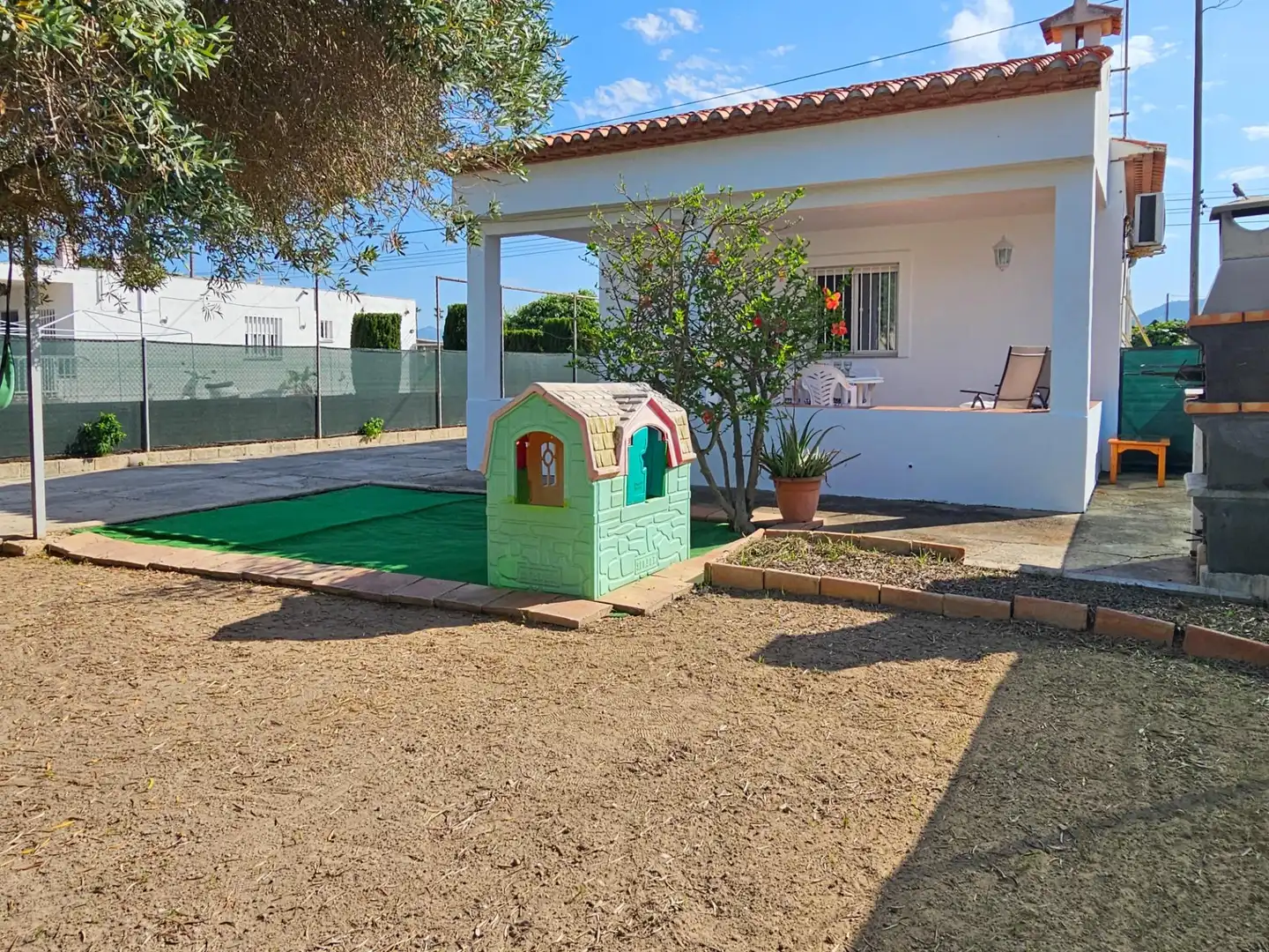 Jardí de Casa o xalet en venda en Oliva amb Aire condicionat, Calefacció i Jardí privat