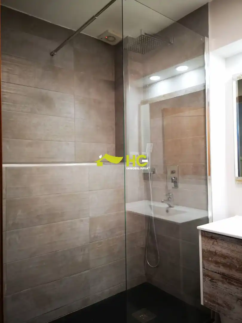Baño de Estudio de alquiler en Villaviciosa de Odón con Aire acondicionado y Calefacción