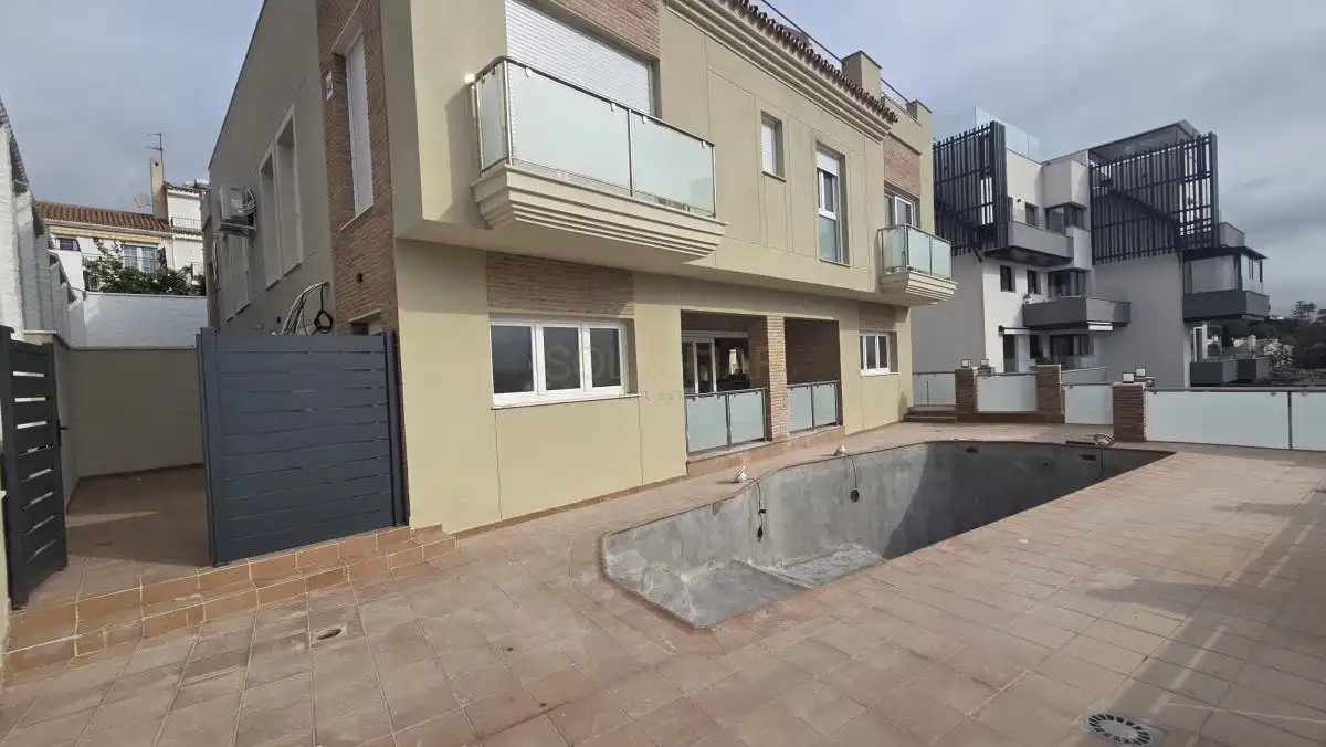 Dúplex amb terrassa en venda a Montemar, imagen 6