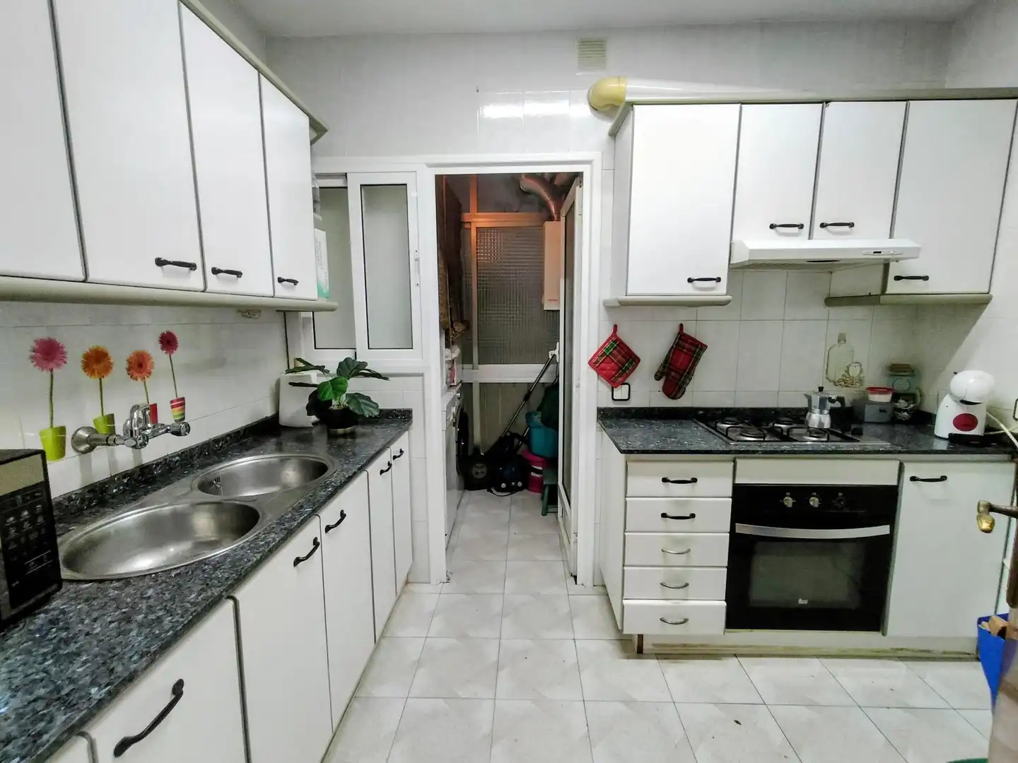 Cuina de Apartament en venda en Castelldefels amb Aire condicionat i Terrassa