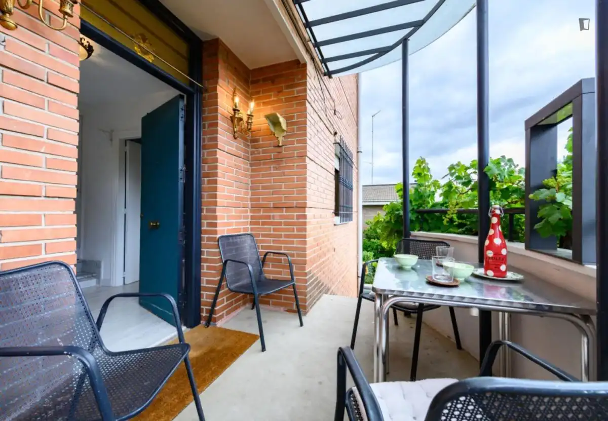Terraza de Apartamento de alquiler en La Moraleja con Calefacción, Amueblado y Horno