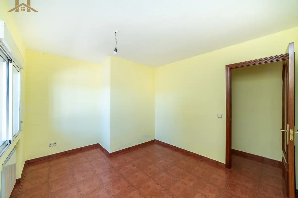 Schlafzimmer von Haus oder Chalet zum Verkauf in Griñón mit Heizung, Privatgarten und Whirlpool