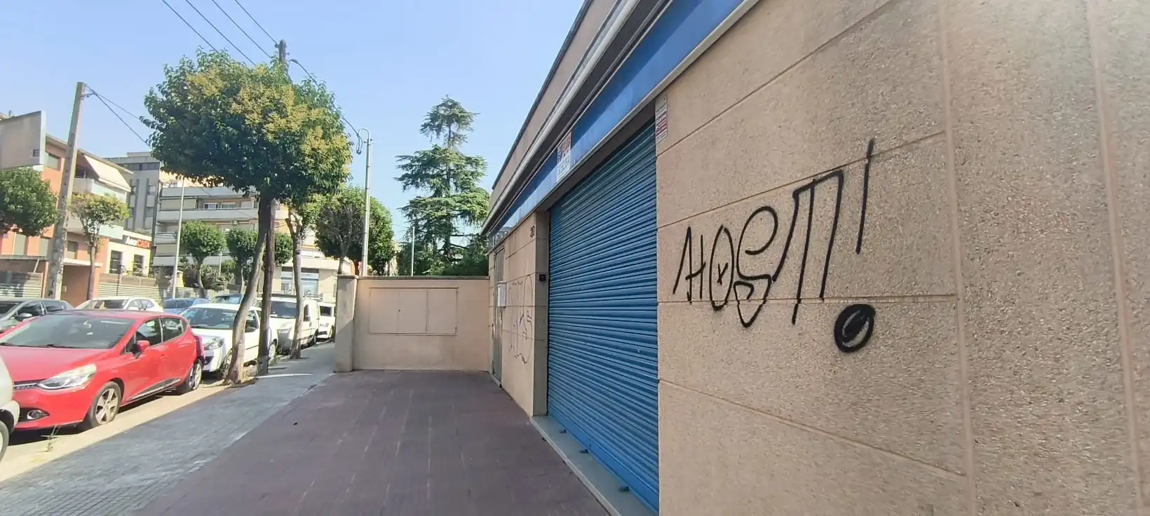 Exterior view of Commercial properties for rent in Parets del Vallès  with Air Conditioner and Alarm