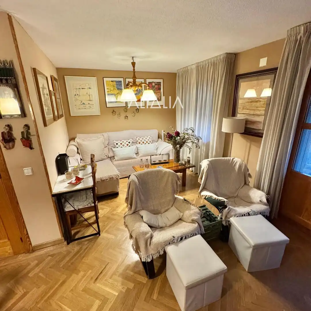 Living room of Detached homes for sale in Cuenca  with Heating, Terrace and Storage room