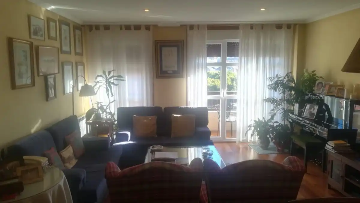 Sala d'estar de Dúplex en venda en Ponferrada amb Aire condicionat, Calefacció i Terrassa