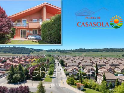 Vista exterior de Casa adosada en venda en Renedo de Esgueva amb Calefacció, Jardí privat i Parquet