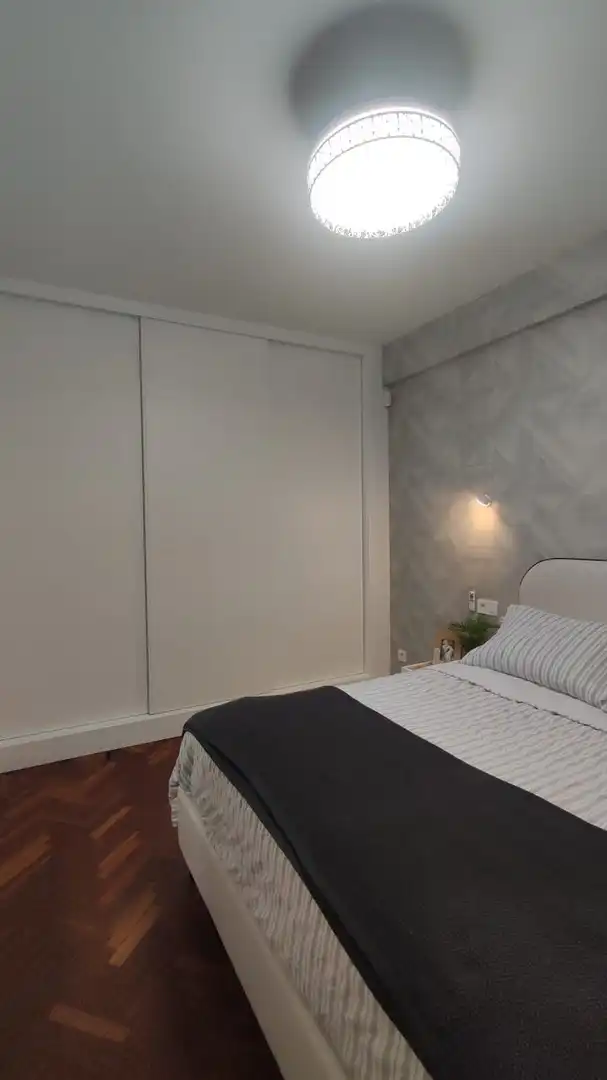 Habitación de Apartamento de alquiler en A Coruña Capital  con Calefacción y Amueblado