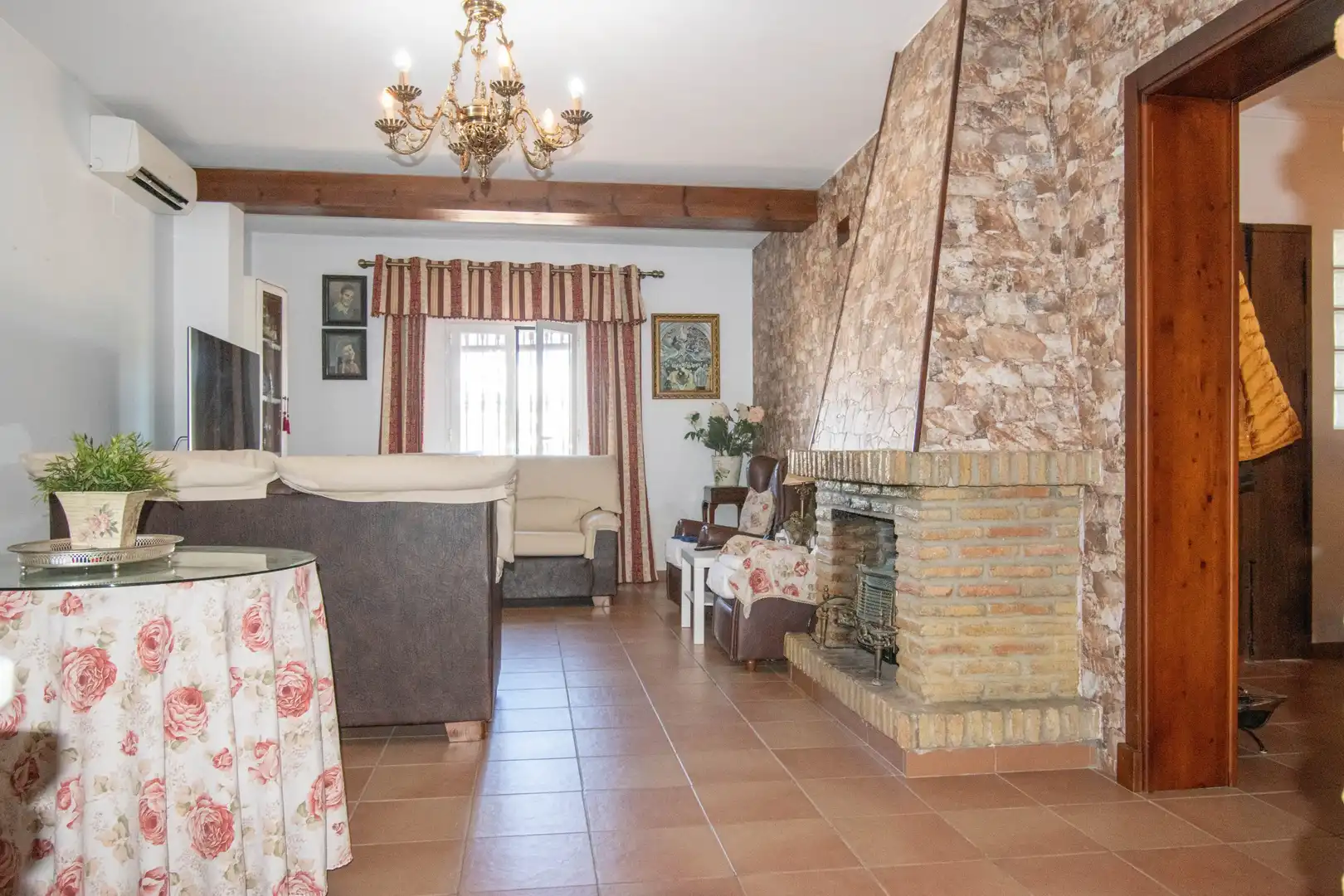 Sala d'estar de Casa o xalet en venda en Chiclana de la Frontera