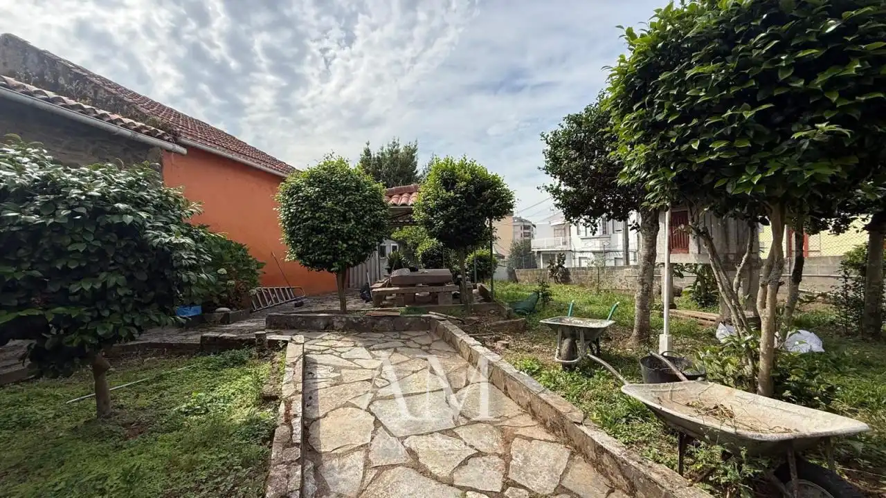 Jardín de Casa adosada en venta en Vigo  con Calefacción, Jardín privado y Trastero