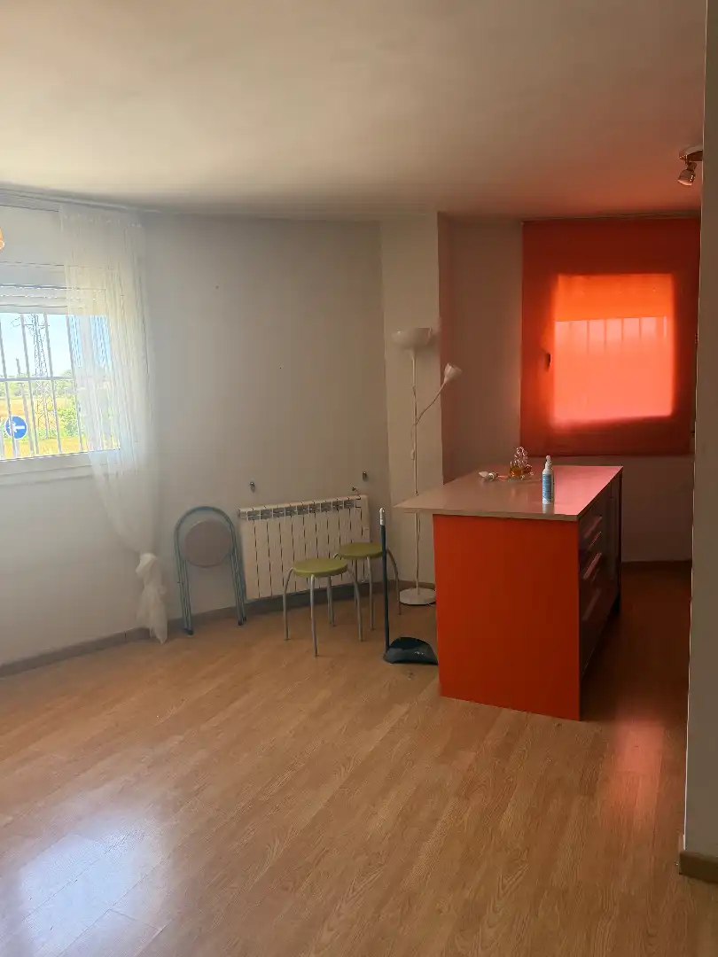 Habitación de Planta baja en venta en Òdena con Calefacción, Parquet y Amueblado