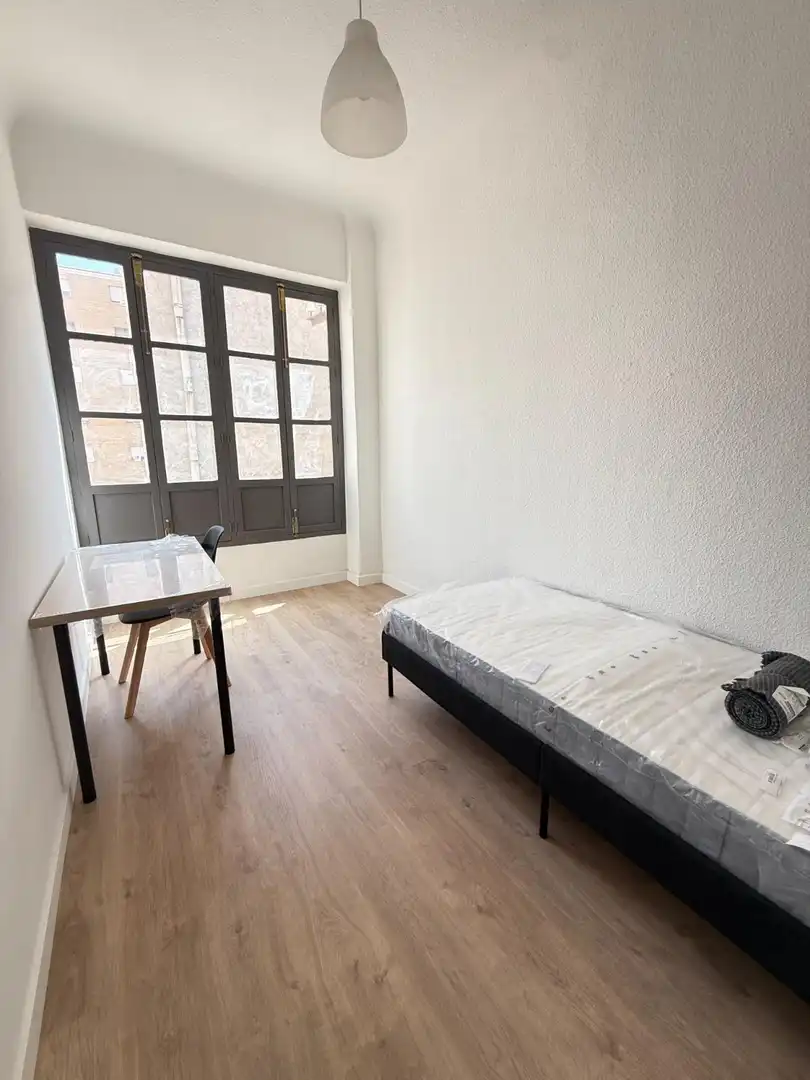 Dormitori de Apartament de lloguer en Granada