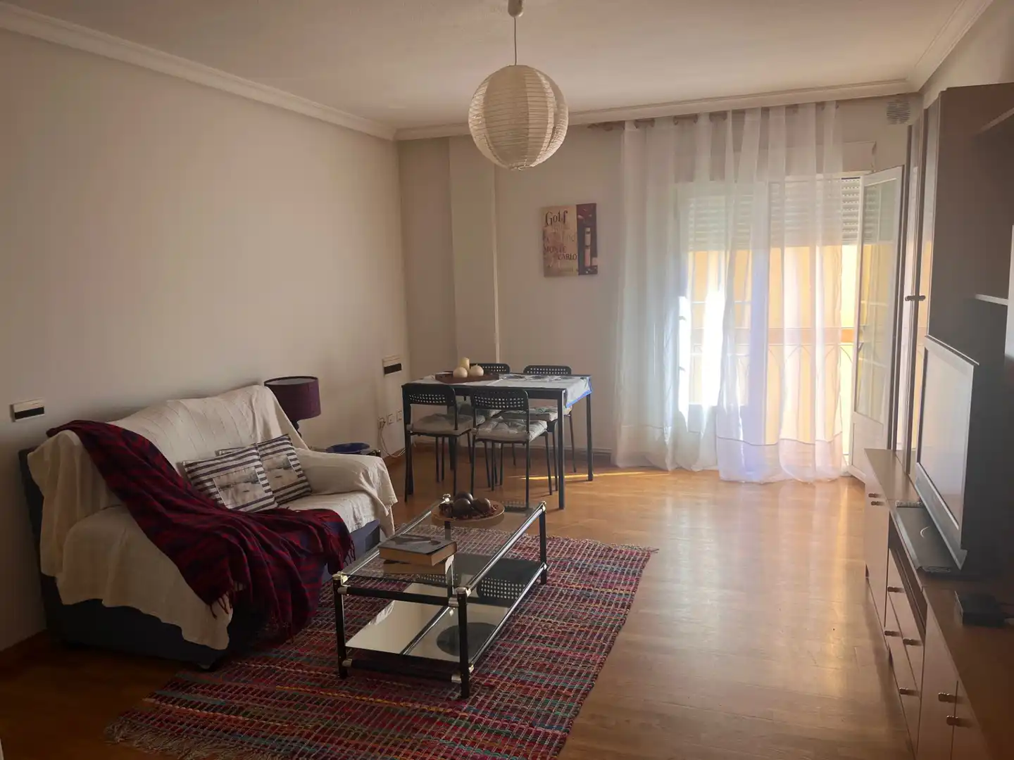 Sala d'estar de Pis en venda en Ávila amb Calefacció, Moblat i Rentadora