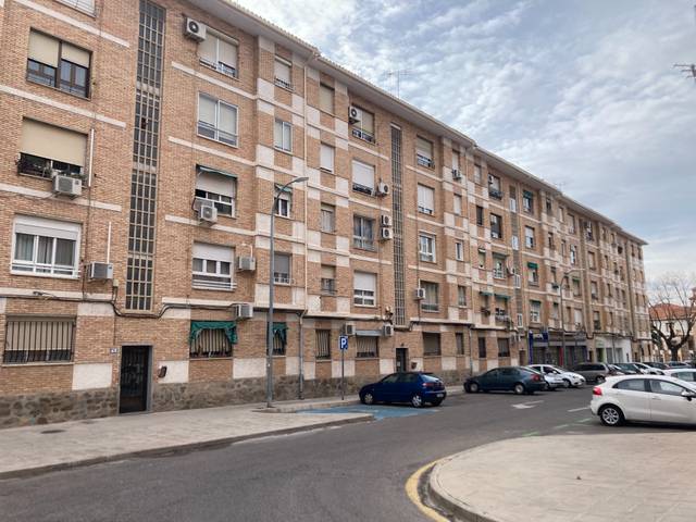 Local comercial en Alquiler en Calle Asturias en Palomarejos