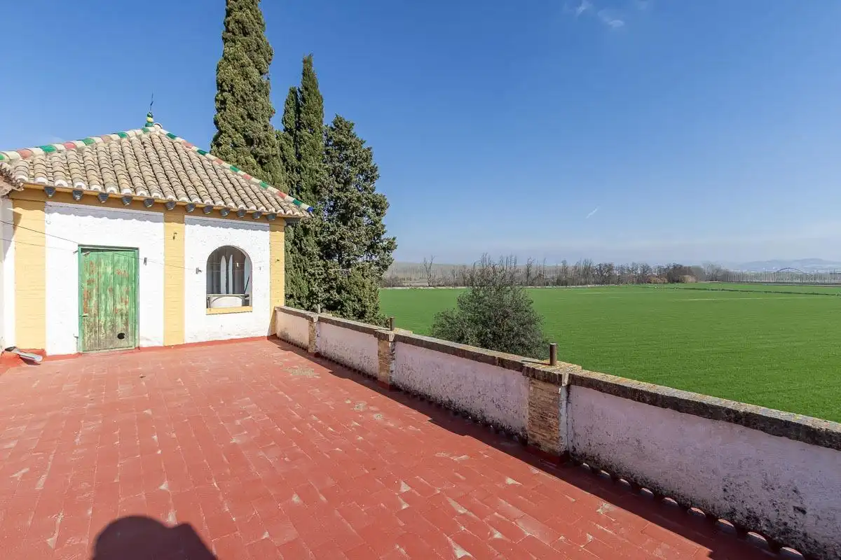 Casa rústica amb terrassa en venda a Santa Fe, imagen 24