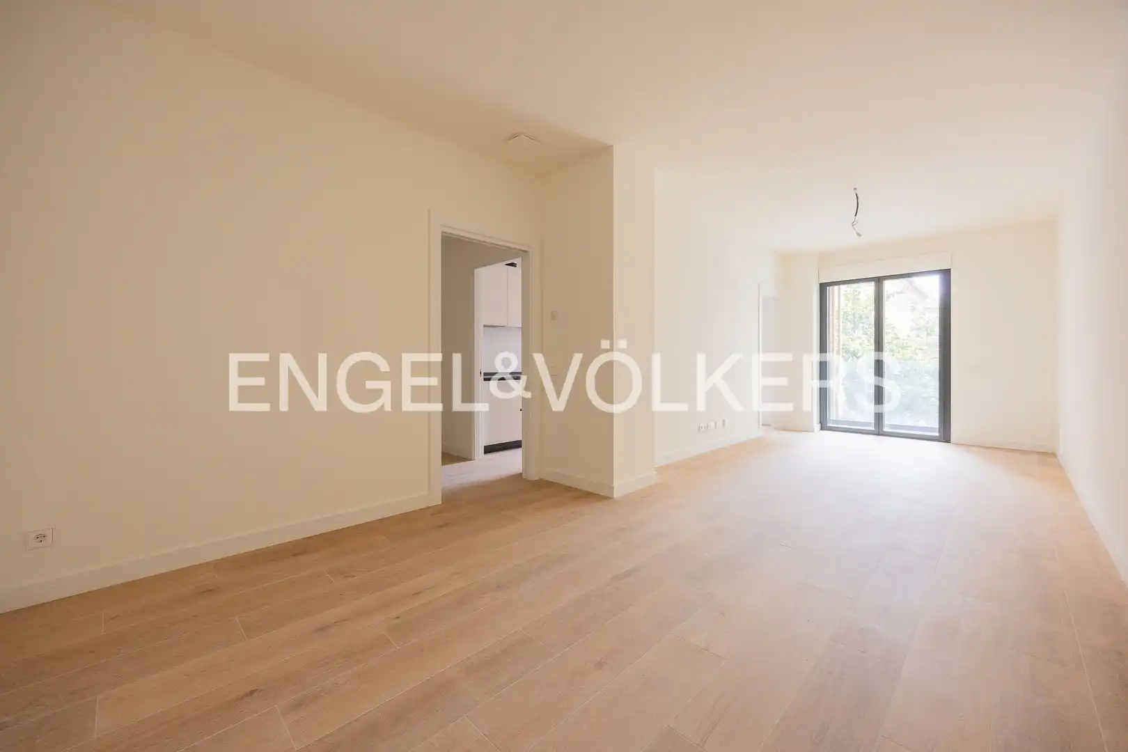 Living room of Flat for rent in Bilbao   with Heating and Balcony