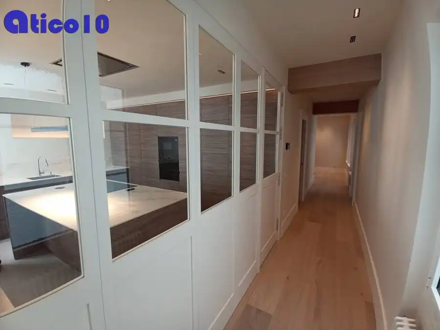 Flat for rent in Calle Asturias, Parque San Francisco - Uría