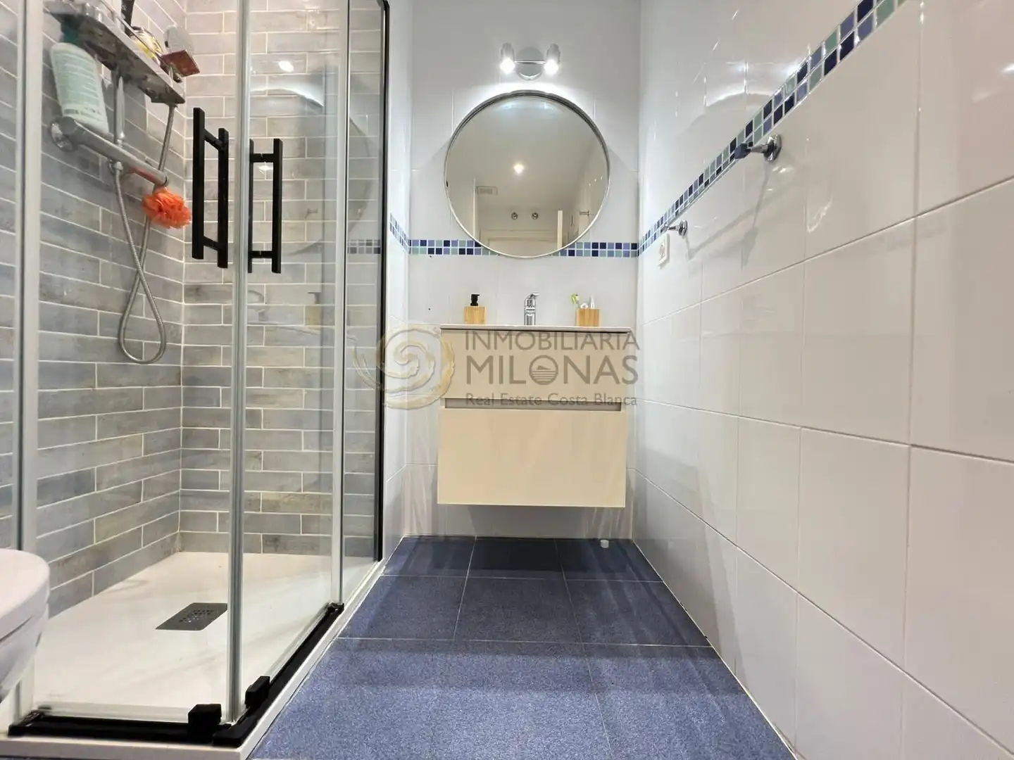 Bany de Àtic en venda en Villajoyosa / La Vila Joiosa amb Aire condicionat, Terrassa i Piscina comunitària