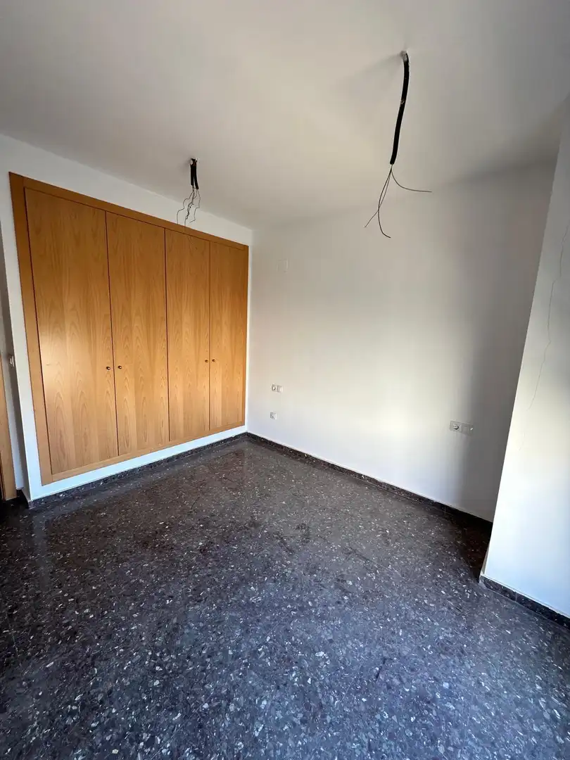 Piso con ascensor en venta en Casinos, imagen 13