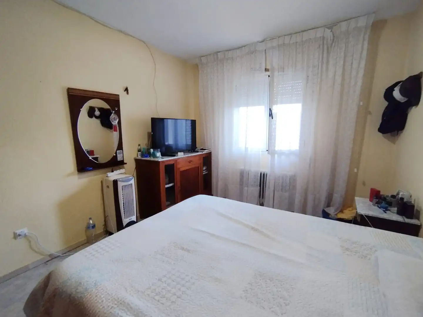 Bedroom of Flat for sale in Tomelloso  with Terrace, Storage room and Furnished