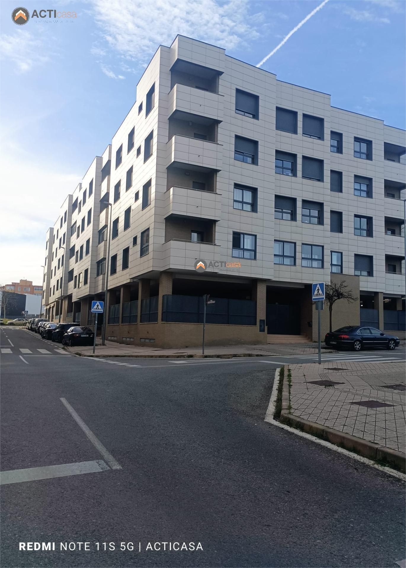 Vista exterior de Piso en venta en Cáceres Capital con Aire acondicionado, Terraza y Trastero