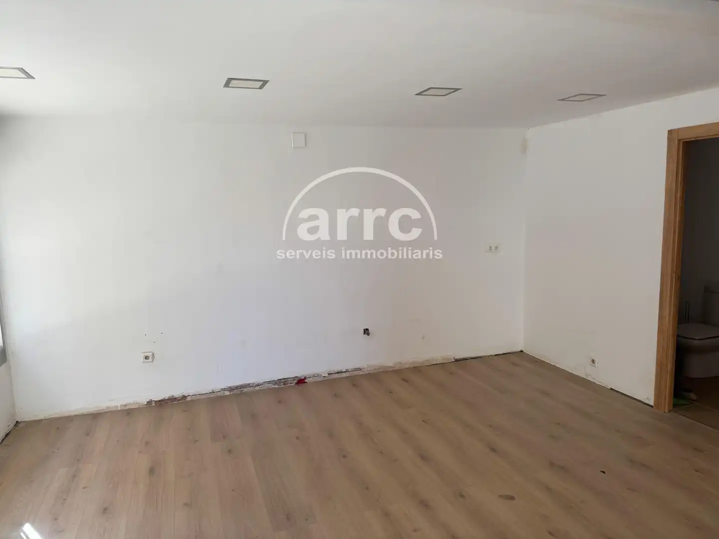 Local comercial de lloguer a Banyeres, imagen 3