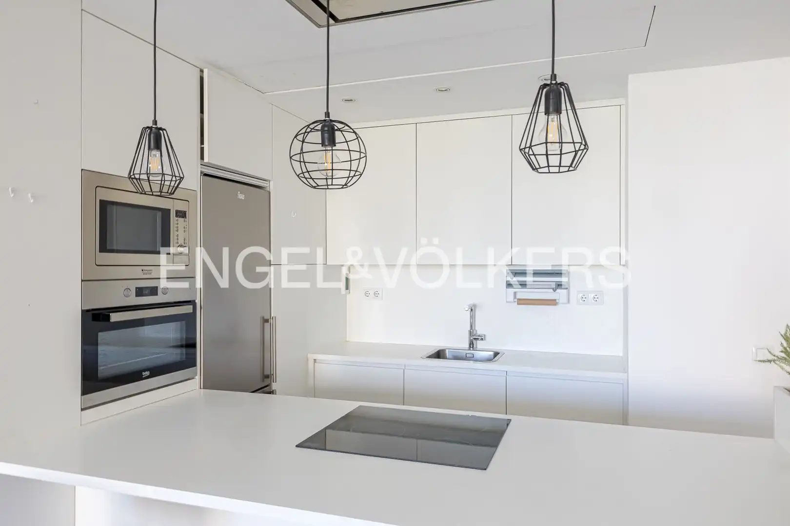 Cocina de Piso de alquiler en Madrid con Aire acondicionado y Calefacción