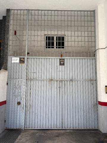 Garaje en Alquiler en Carrer de la Retama, 43 en La Roureda