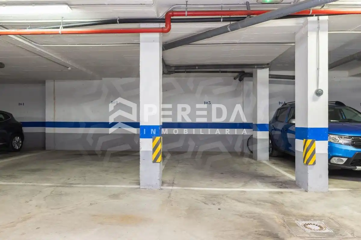 Parkplatz von Dachboden zum Verkauf in Roquetas de Mar mit Privatgarten, Terrasse und Abstellraum