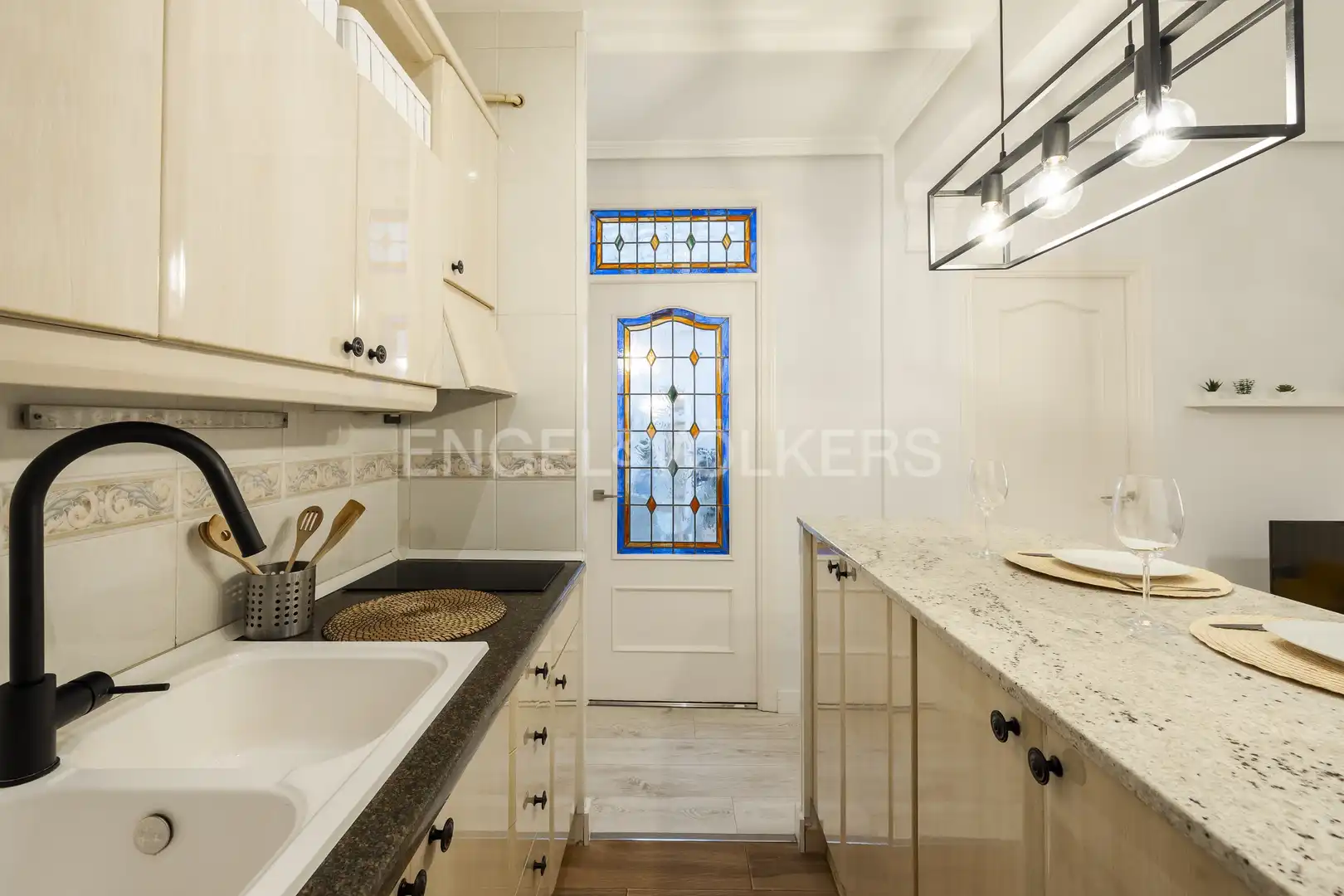 Cocina de Piso de alquiler en Madrid con Aire acondicionado, Calefacción y Amueblado