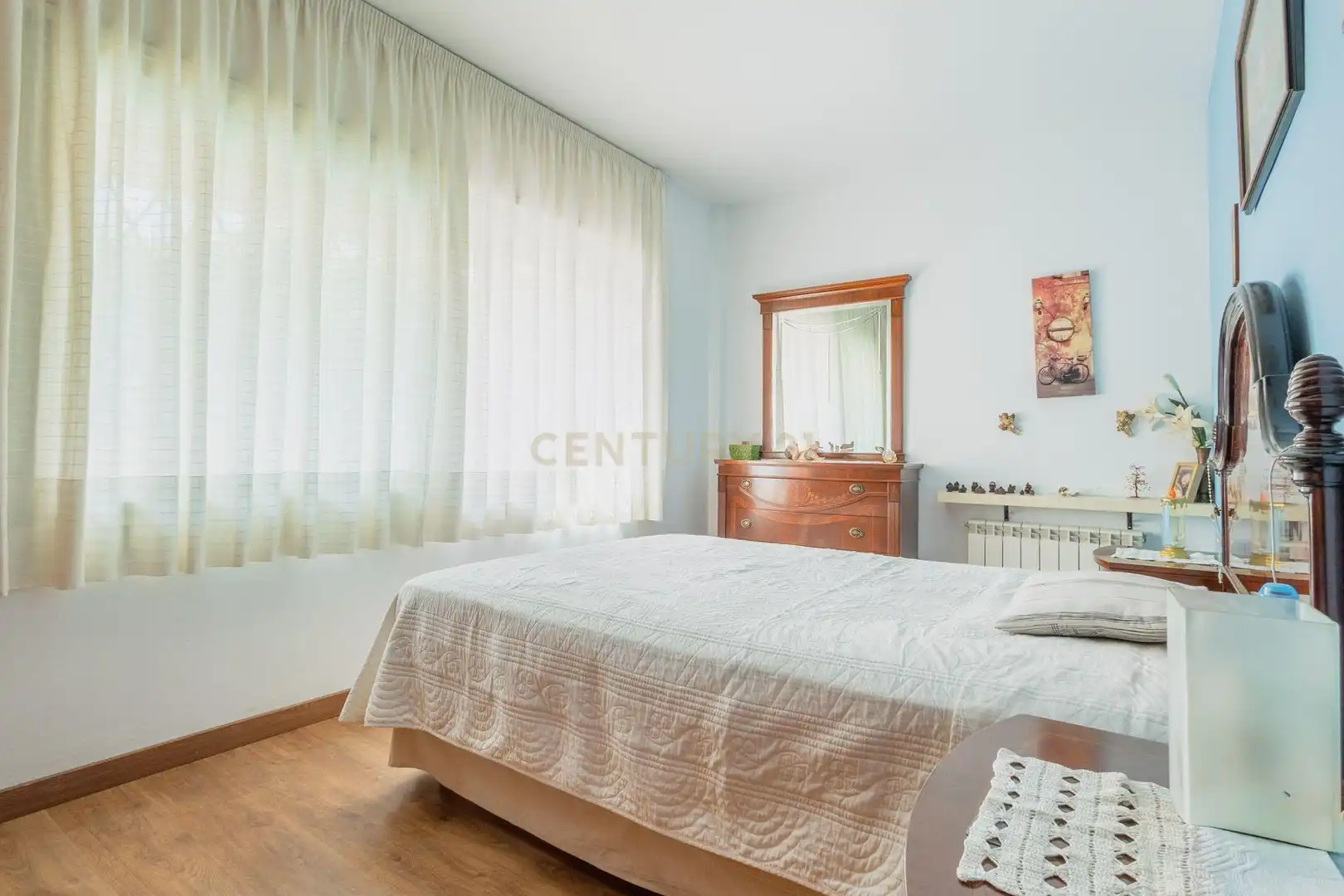 Habitación de Apartamento en venta en Sant Feliu de Llobregat con Trastero y Balcón