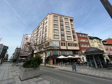 Ufficio con ascensore in vendita a Calle CRISTO 11