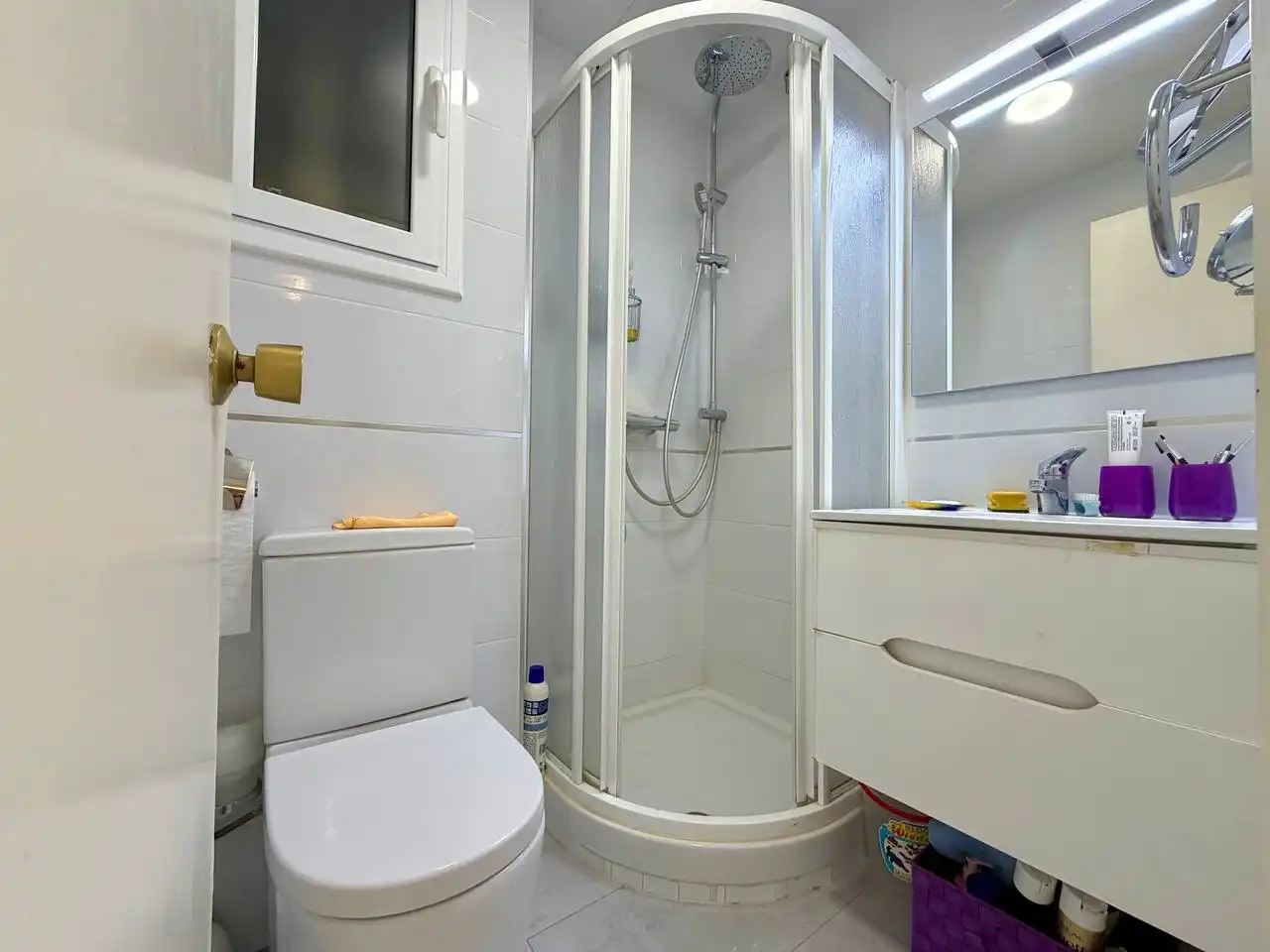 Baño de Piso en venta en Barcelona con Aire acondicionado, Amueblado y Balcón