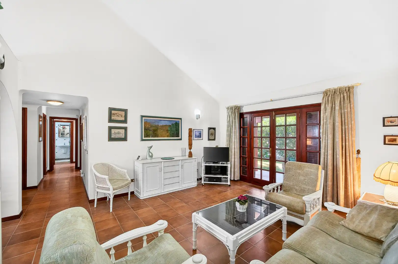 Sala d'estar de Casa o xalet en venda en San Miguel de Abona amb Aire condicionat, Jardí privat i Moblat