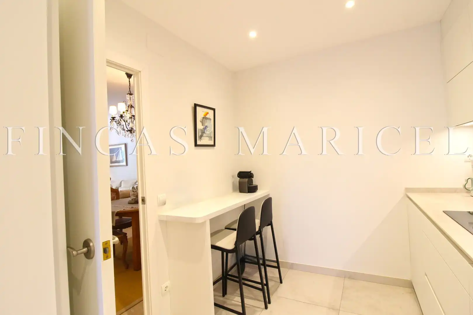 Wohnung zum Verkauf in Sitges mit Klimaanlage, Heizung und Terrasse