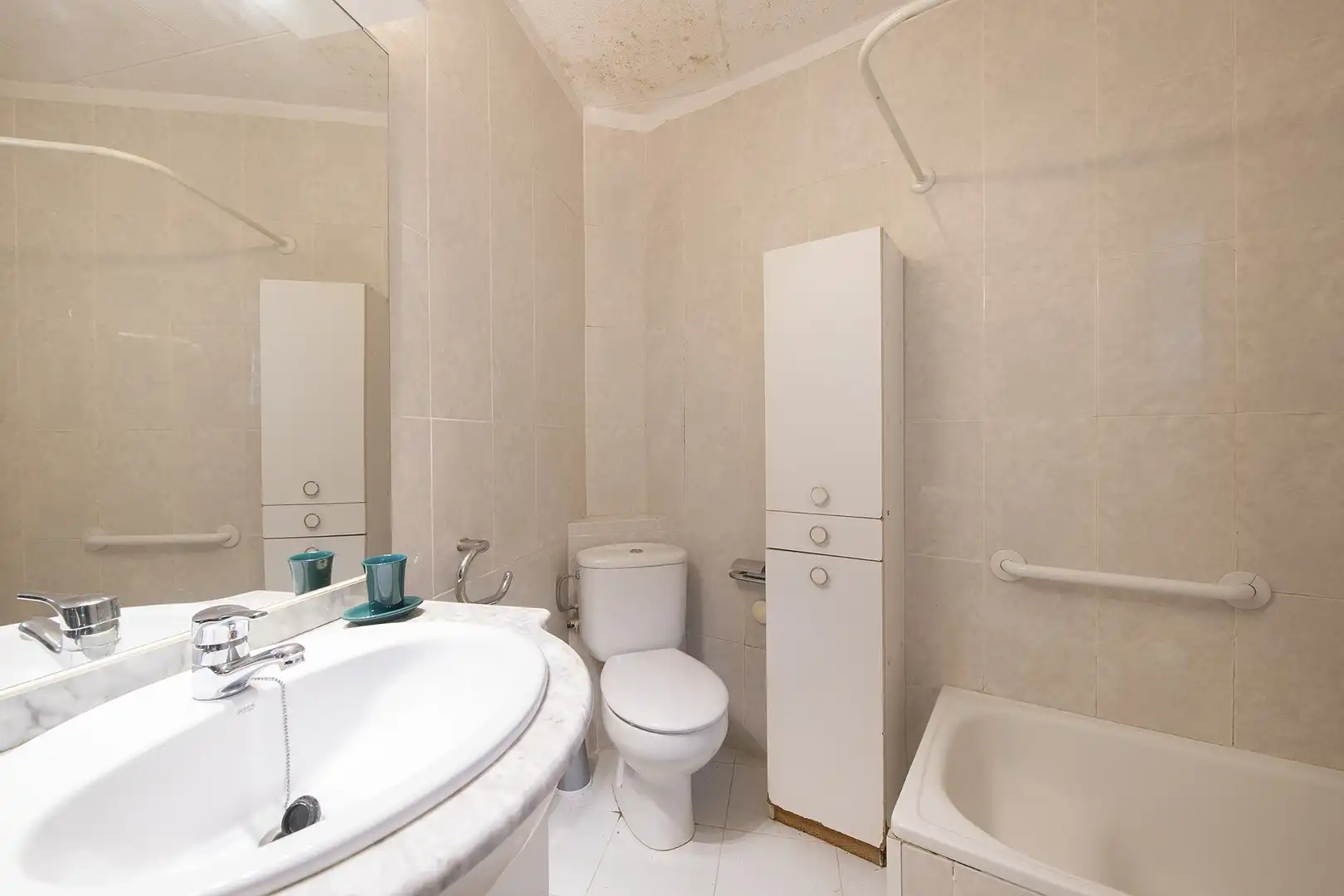 Baño de Casa o chalet en venta en Banyoles con Calefacción y Terraza