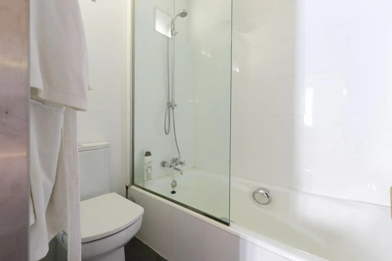 Badezimmer von Maisonette zum Verkauf in Sierra Nevada mit Heizung, Parkett und Abstellraum