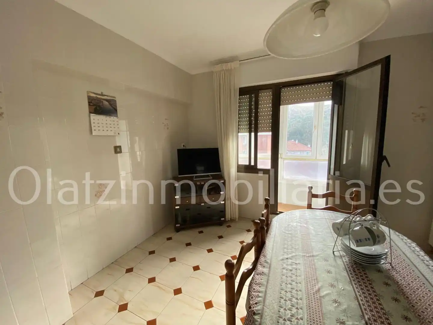 Sala de estar de Piso de alquiler en Ortuella con Calefacción, Amueblado y Balcón