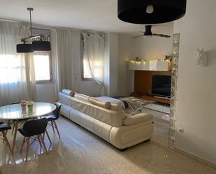 Living room of Flat for sale in  Sevilla Capital