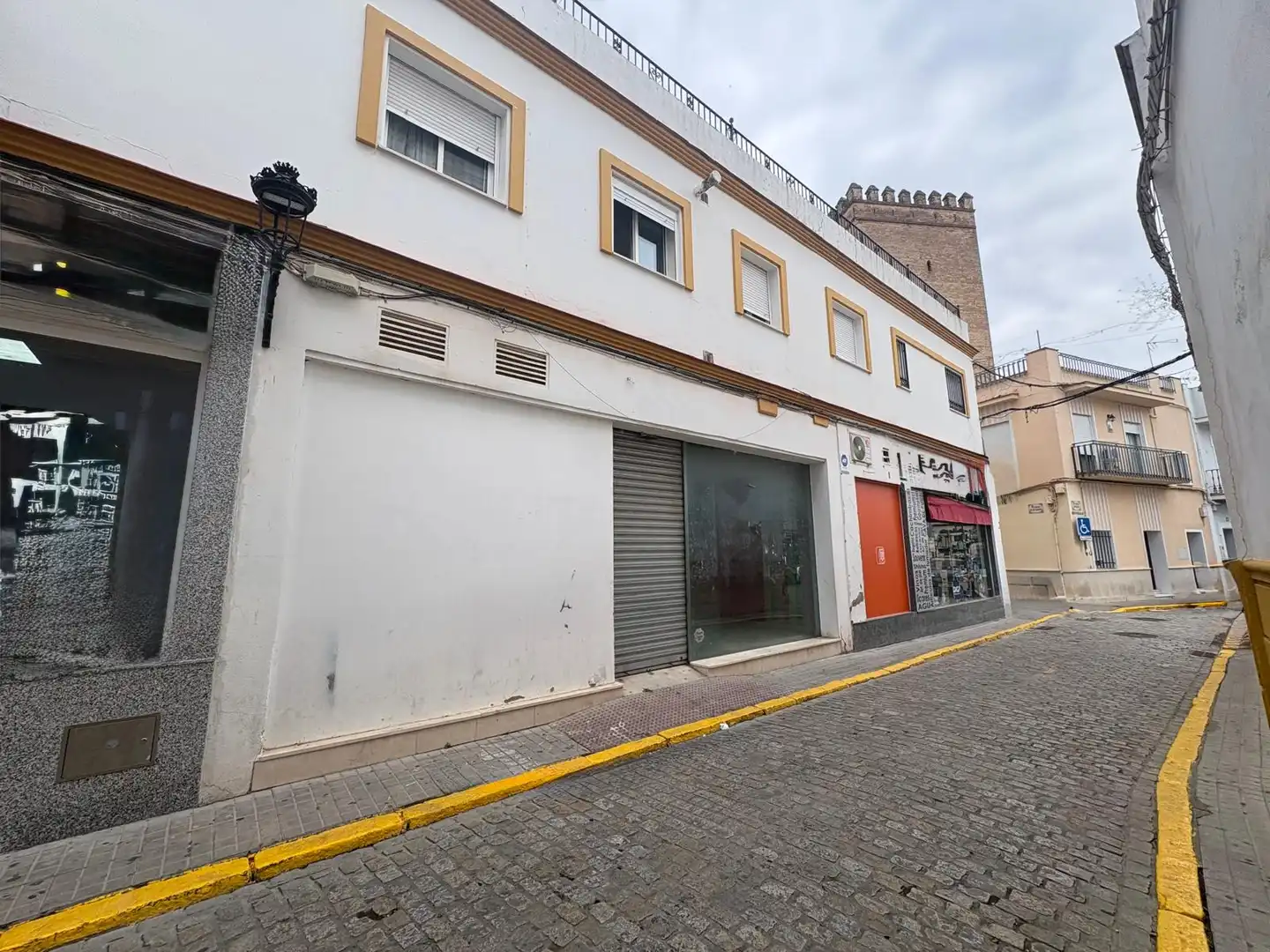 Gewerbefläche zur Miete in Calle Párroco Luciano Fernández, imagen 2