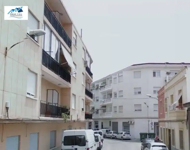Vista exterior de Piso en venta en Cheste