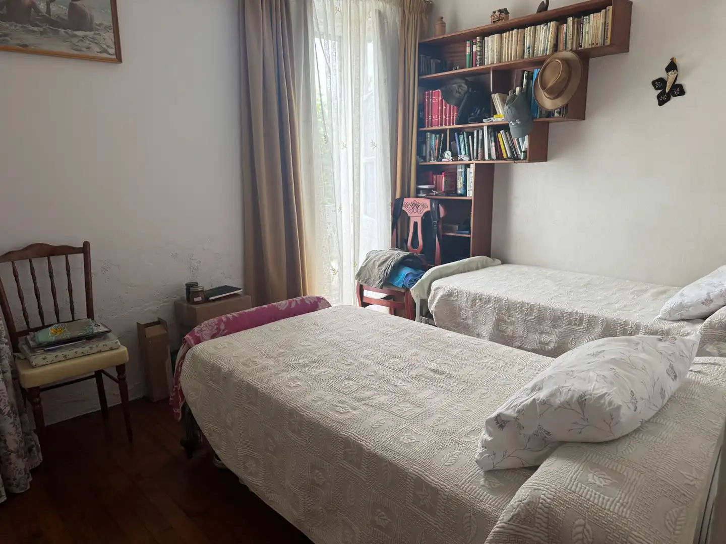 Dormitori de Finca rústica en venda en Muros amb Terrassa, Moblat i Balcó