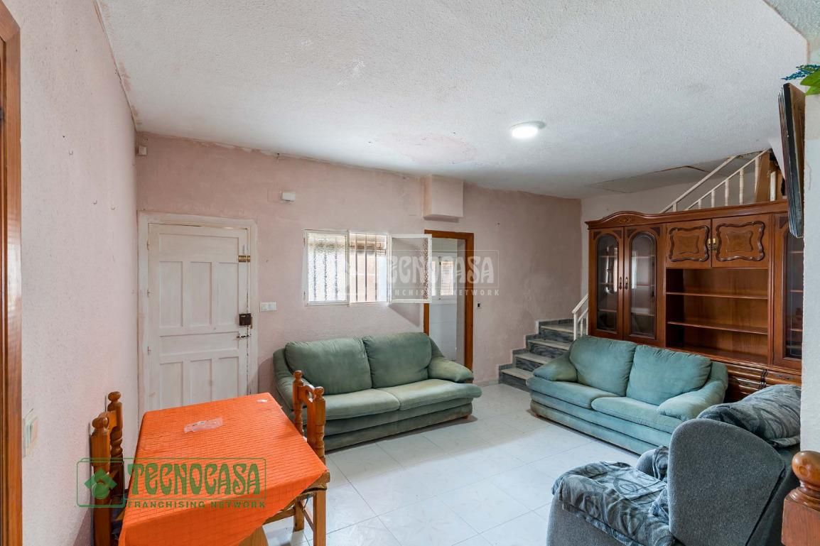 Casa adosada en venda en El Ejido amb Jardí privat i Terrassa