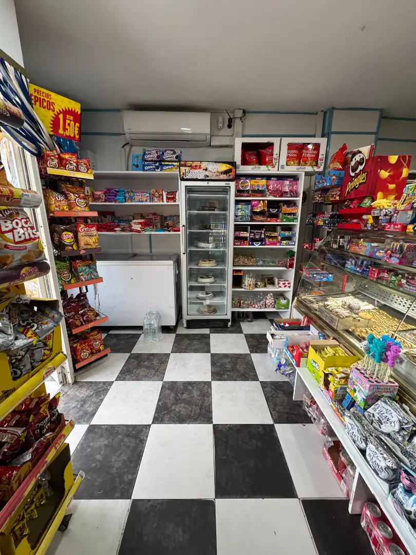 Locale commerciale in cessione a Avenida Sevilla, imagen 5