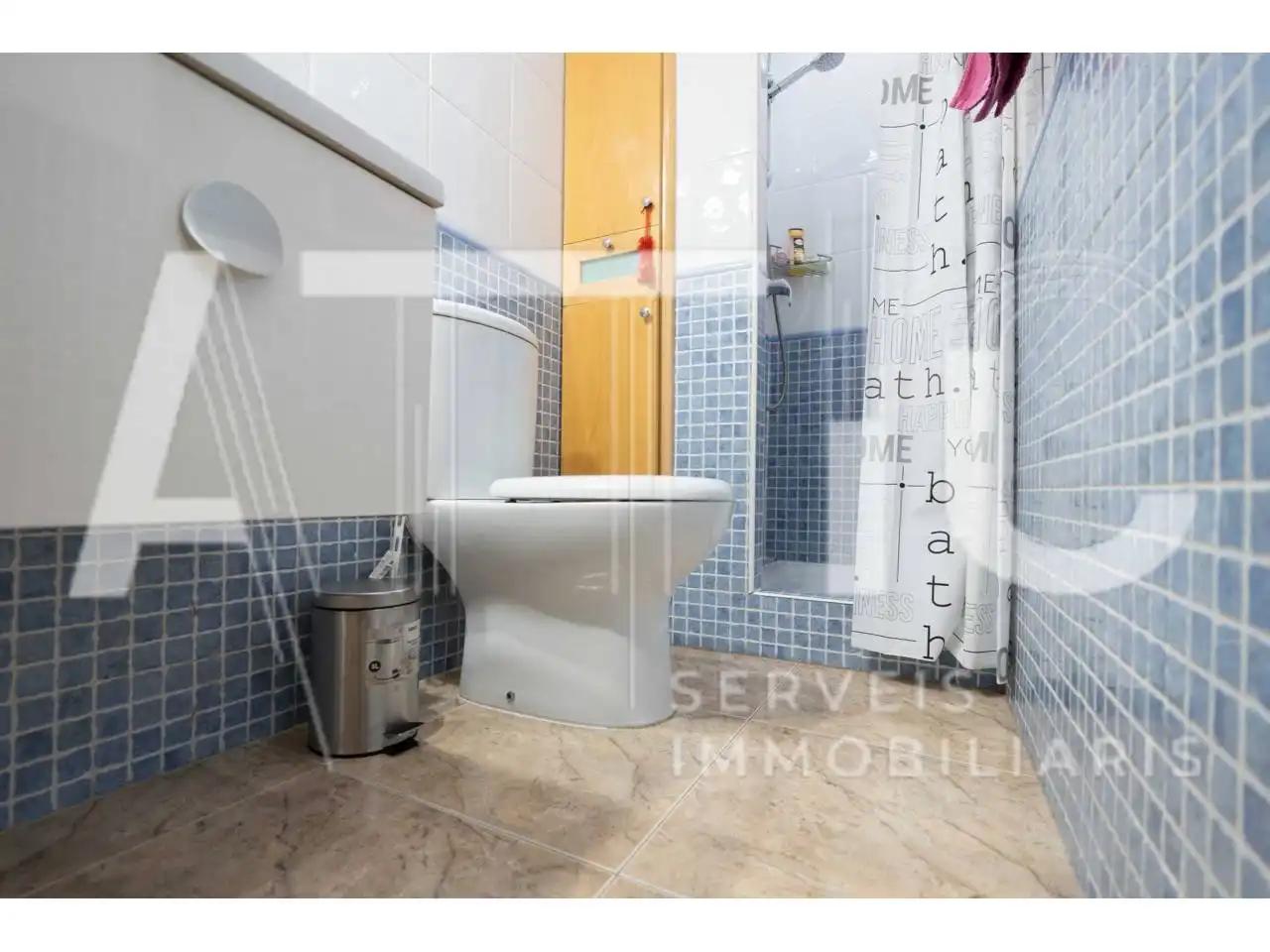 Baño de Apartamento en venta en Sabadell con Aire acondicionado, Calefacción y Trastero
