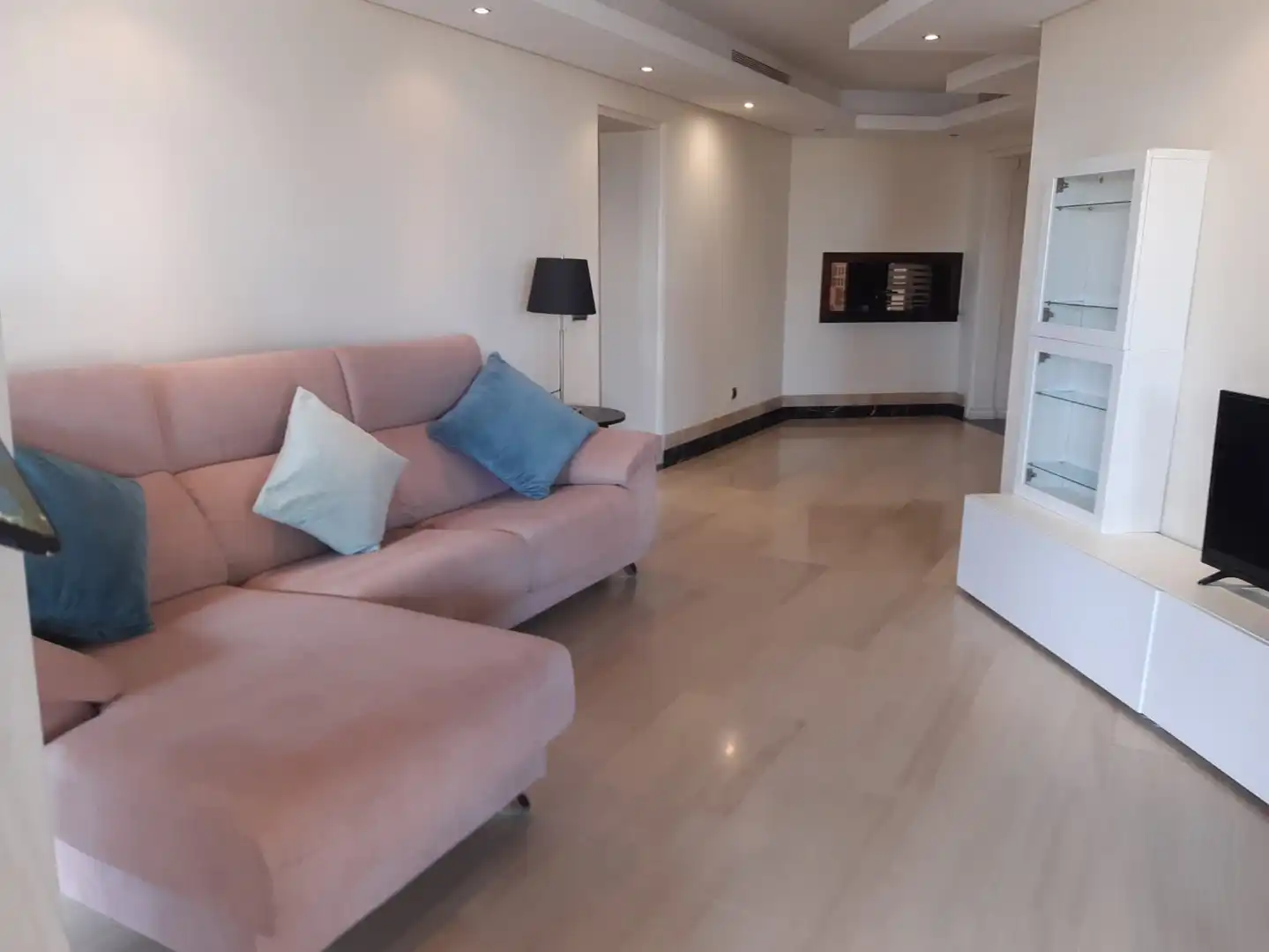 Living room of Apartments for rent in Estepona  with Air Conditioner, Heating and Terrace