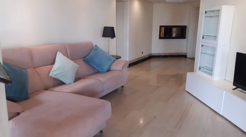 Foto 2 de Apartamento de alquiler en Calle las Dunas, 7, Kempinski, Estepona