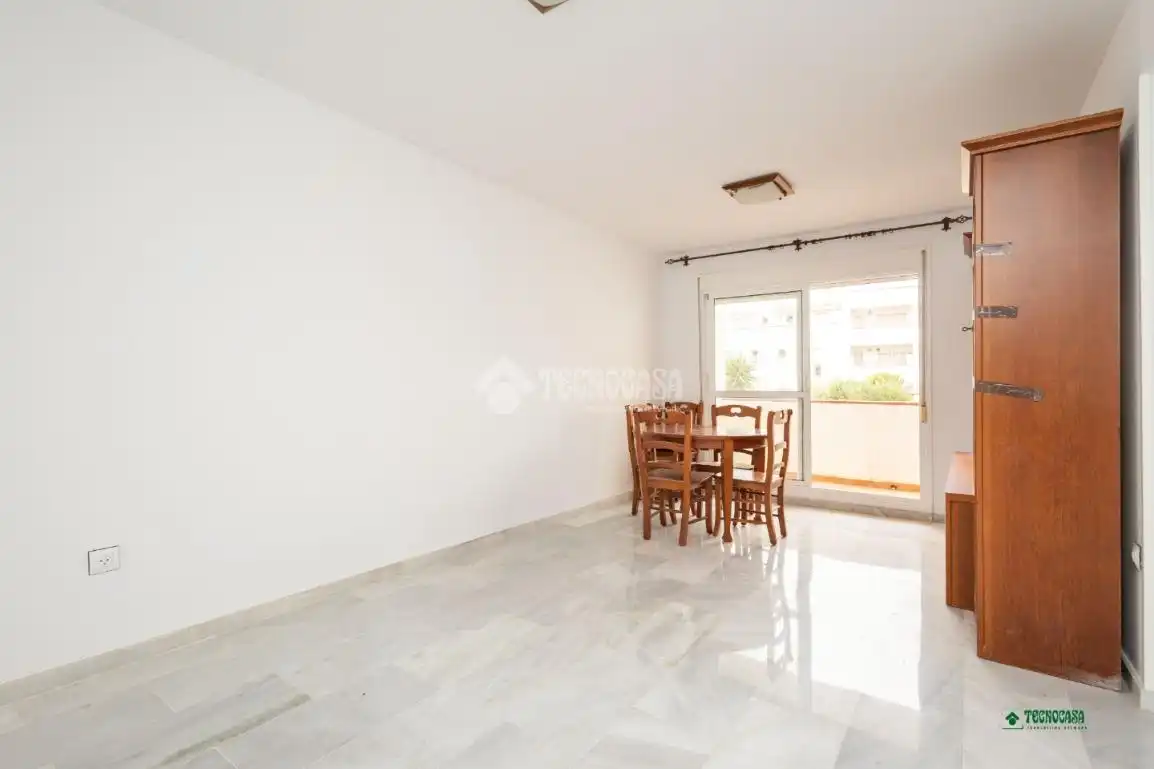 Flat for sale in Almería  with Air Conditioner